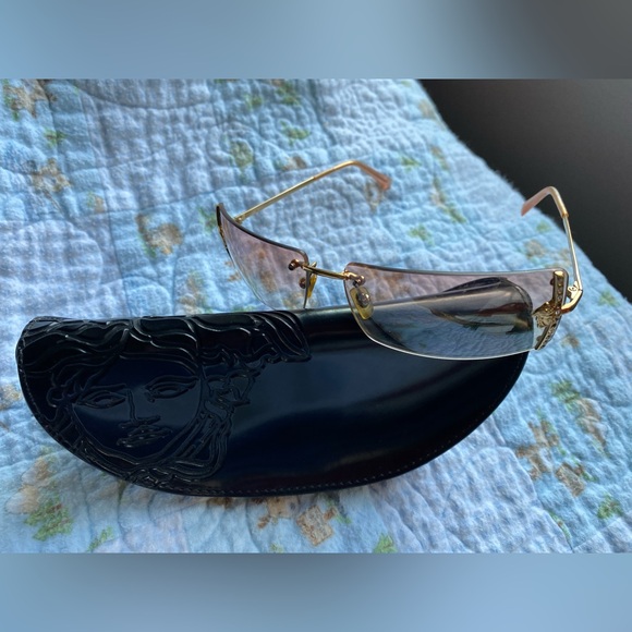 Versace Sunglasses. Vintage. Pink ish hue lenses. Well loved. - Picture 2 of 16